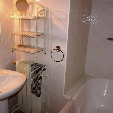 Sleeps 4 Wifi * Κάννες