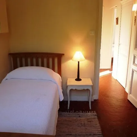 Sleeps 4 Wifi * Κάννες