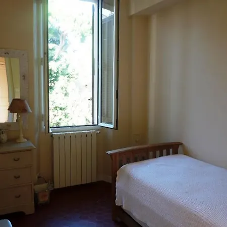 דירה Sleeps 4 Wifi *